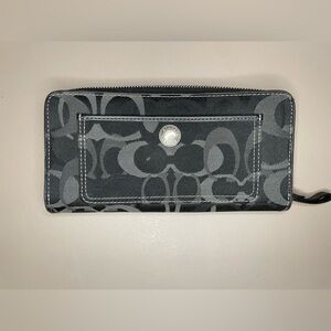 Signature Coach Cloth Wallet (Large)